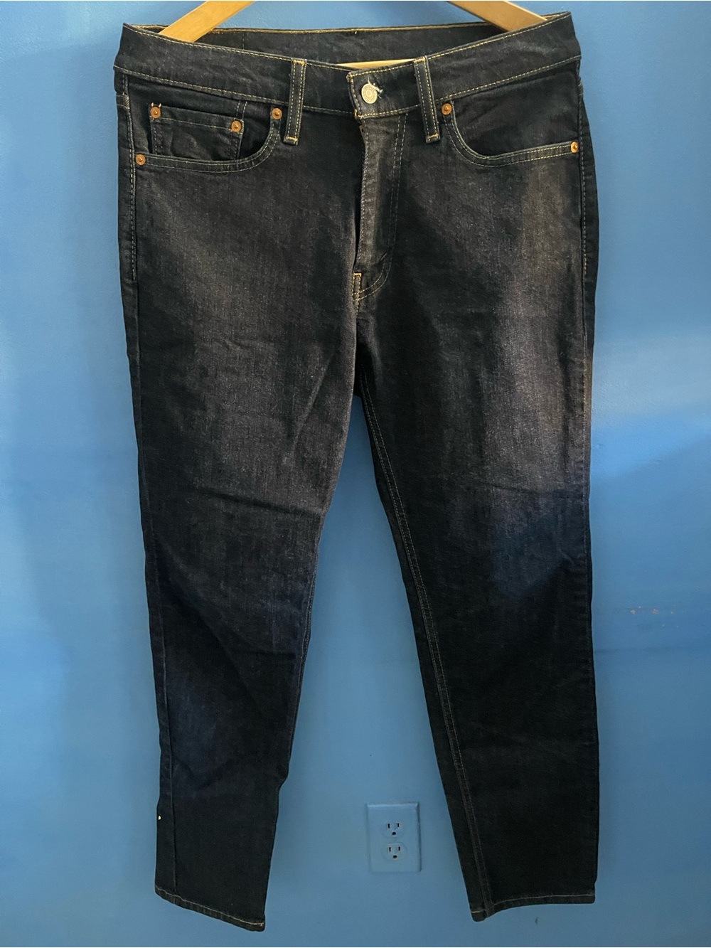 Men's Dark Blue Slim Jeans size 32
